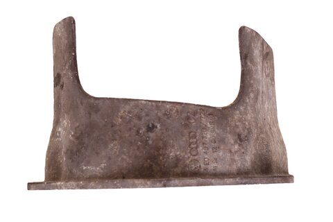 Krycí plast poloosy (pravý) -  4E0407720