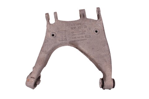 Rameno zadní spodní pravé 4E0511512F