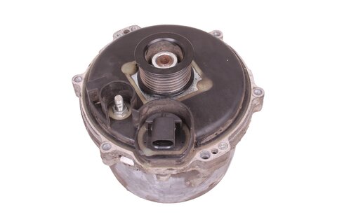 Alternátor chlazený vodou 150A 12317508054