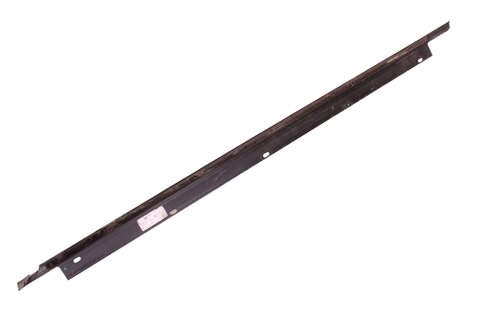 Stírací těsnění předního okna vnější pravé chrom 4E0853284E