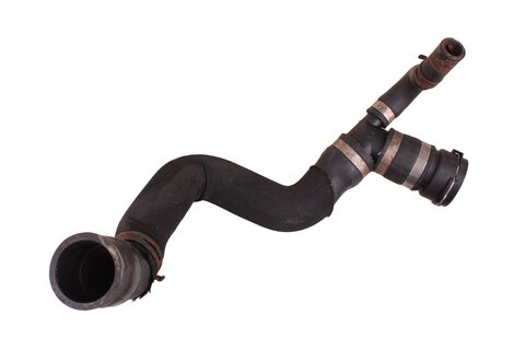 Hadice vodní chladiče dolní pravá 8E0145944C