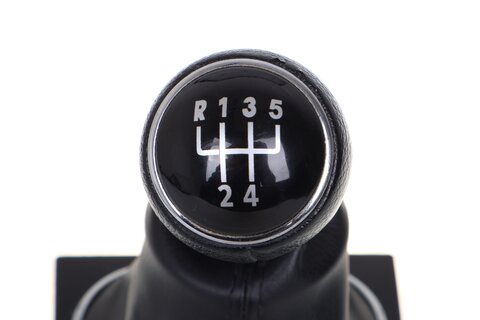 Rukojeť řadící páky s manžetou kůže chrom. rámeček 5st. 1K0711113CF