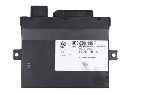 Řídící jednotka KESSY 3D0909135F