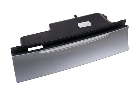 Popelník 3C085735145T