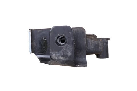 Držák motoru pravý 113324EA0C