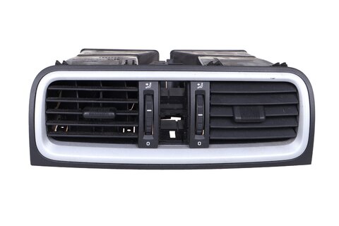 Výdech topení - střed stříbrný rámeček 5J0820951