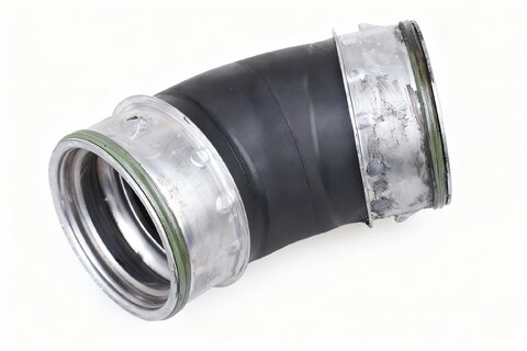 Hadice tlaková intercooleru spodní 7L6145967B