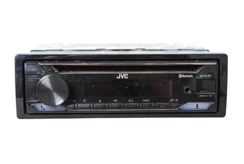 Autorádio  (CD, WMA,MP3,USB) univerzální