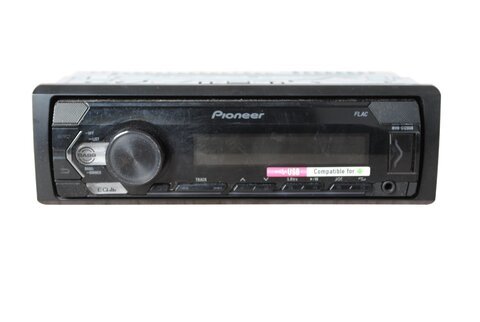 Autorádio  (MP3, WMA, WAV, FLAC,USB,AUX) univerzální