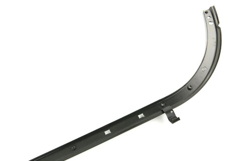 Příčný nosník předního nárazníku