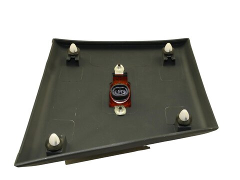 Boční lišta dveřního rámu s pozičním světlem levá