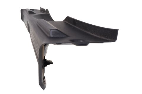 Kryt nákladové hrany zavazadlového prostoru 849201813R