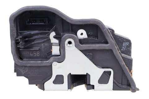 Zámek dveří přední pravý 51217229458