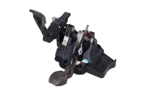 Kulisa pedálů (BZ) 55703354