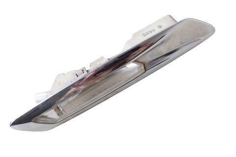 Blikač blatníku levý bílý -2013 63137154167