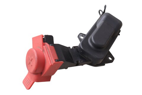 Svorkovnice B+ v motorovém prostoru 61149185734