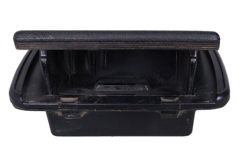 Popelník zadní pravý 861857405A