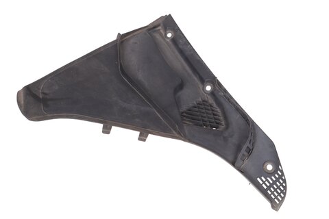 Kryt přívodu vzduchu- torpéda pravý 64316987605