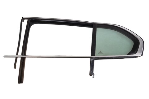 Sklo boční s těsněním levé zelené sedan (chrom lišta) 3T5845209P