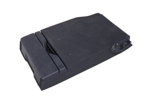 Loketní opěrka s držákem nápojů zadní černá látka 52207277909