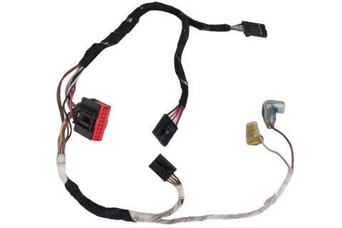 Kabeláž multifunkce volantu 10-pin (tempomat, bez ovl. displeje, bez LKAS) BK21-3600-FD