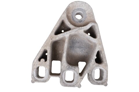 Vzpěra motoru pravá 7E0199207