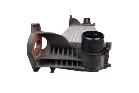 Intercooler - chladič vzduchu 5801255907