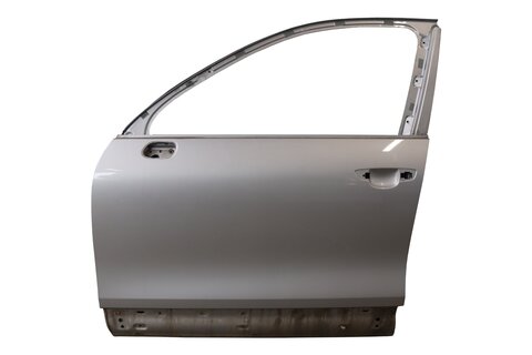 Dveře přední levé 7P0831055A