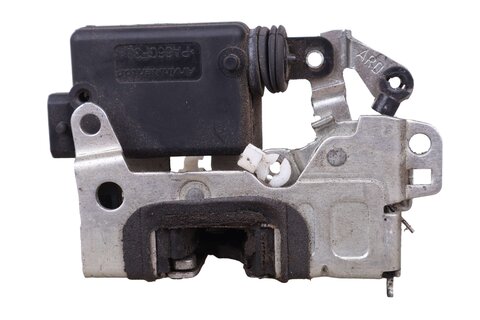 Zámek dveří zadní pravý 8200735246