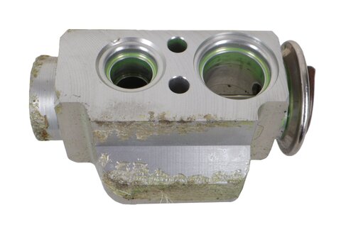 Expanzní ventil klimatizace zadní 7L0820712B