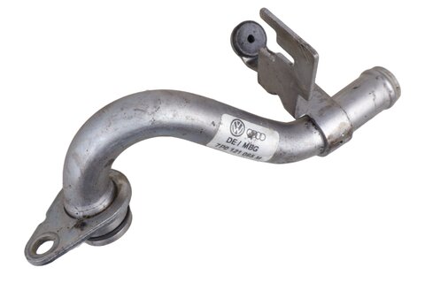 Vodní trubka (hadice s tepelným ventilem>ATF předehřívač) 7P0121065M