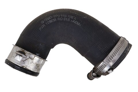 Tlaková hadice intercooleru pravá 7P0145708A