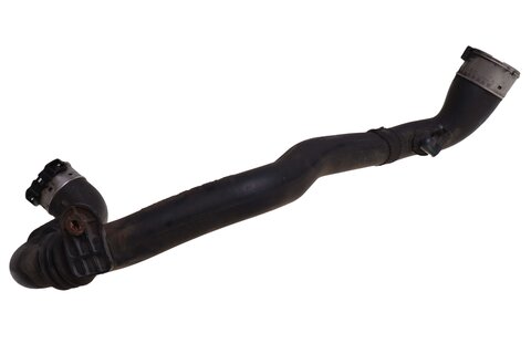 Trubka sání za intercoolerem 8200748681