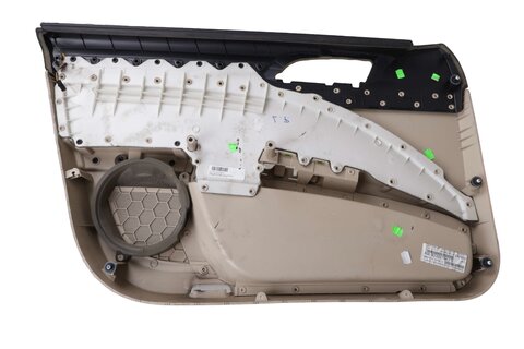 Panel dveří přední pravý kůže béžový 3T0867012A