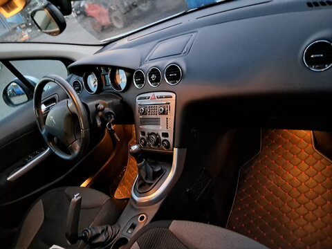 Peugeot 308 1.6 16V 110kW