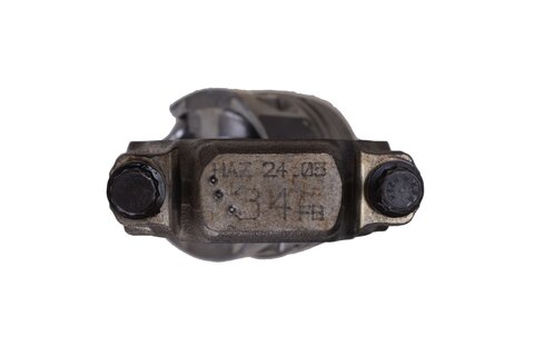 Sada ojnice   píst (3. a 4. válec) 038107065EM