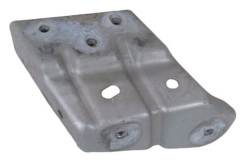 Držák blatníku levý 7P6821151A