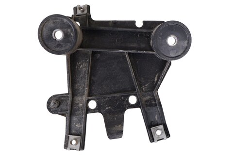 Držák řídící jednotky asistenta změny jízdního pruhu levý 7P6907455A