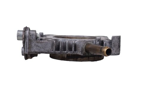 Příruba sacího potrubí 036133255E