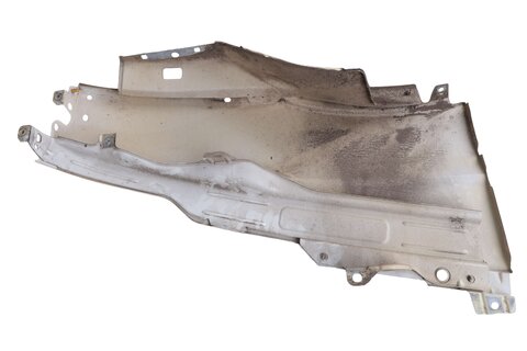 Blatník přední levý bez otvoru pro blikač 5801513992