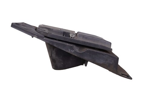 Hrdlo palivové nádrže levé 5801541113