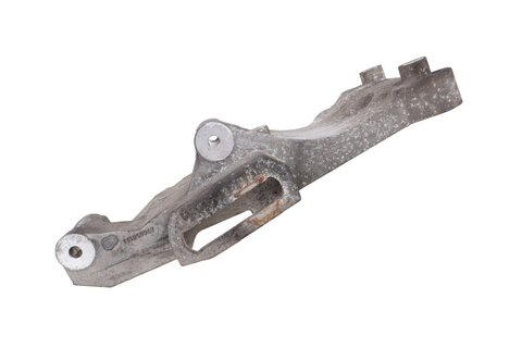 Držák alternátoru a klima kompresoru