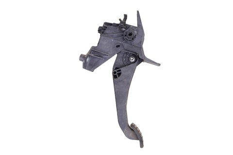 Spojkový pedál 465038135R