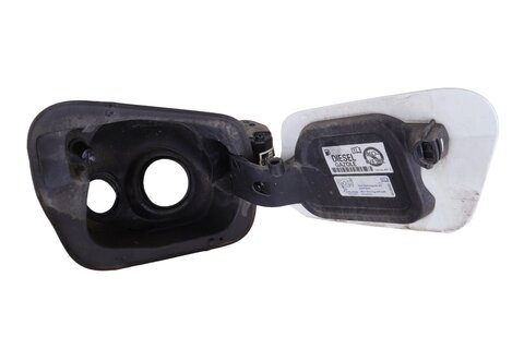 Dvířka palivové nádrže 5TA809857C