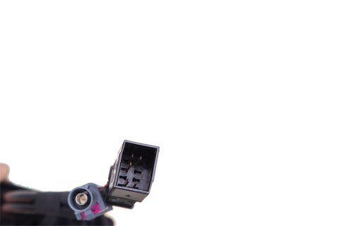 Spínač otevírání pátých dveří s kamerou 3V0827566N