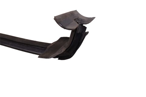 Těsnění zadních levých křídlových dveří 8200678132