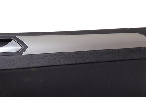 Panel dveří přední pravý černý (látka) 5TB867012LQD