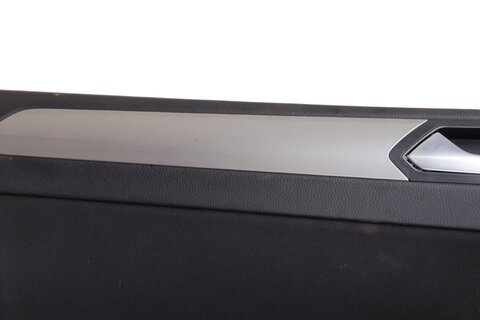 Panel dveří přední levý černý (látka) 5TB867011LQD