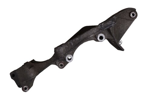 Držák alternátoru 045903141F