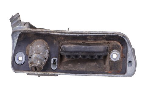 Klika zadních křídlových dveří (levá) 2K0827565J